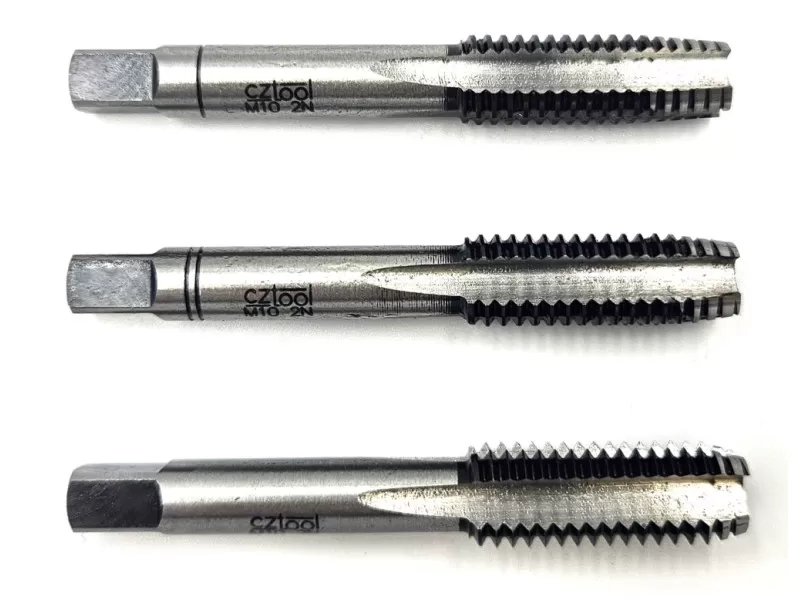 Kézi menetfúró M4x0,7 (3 db-os) (CSN 22 3010)